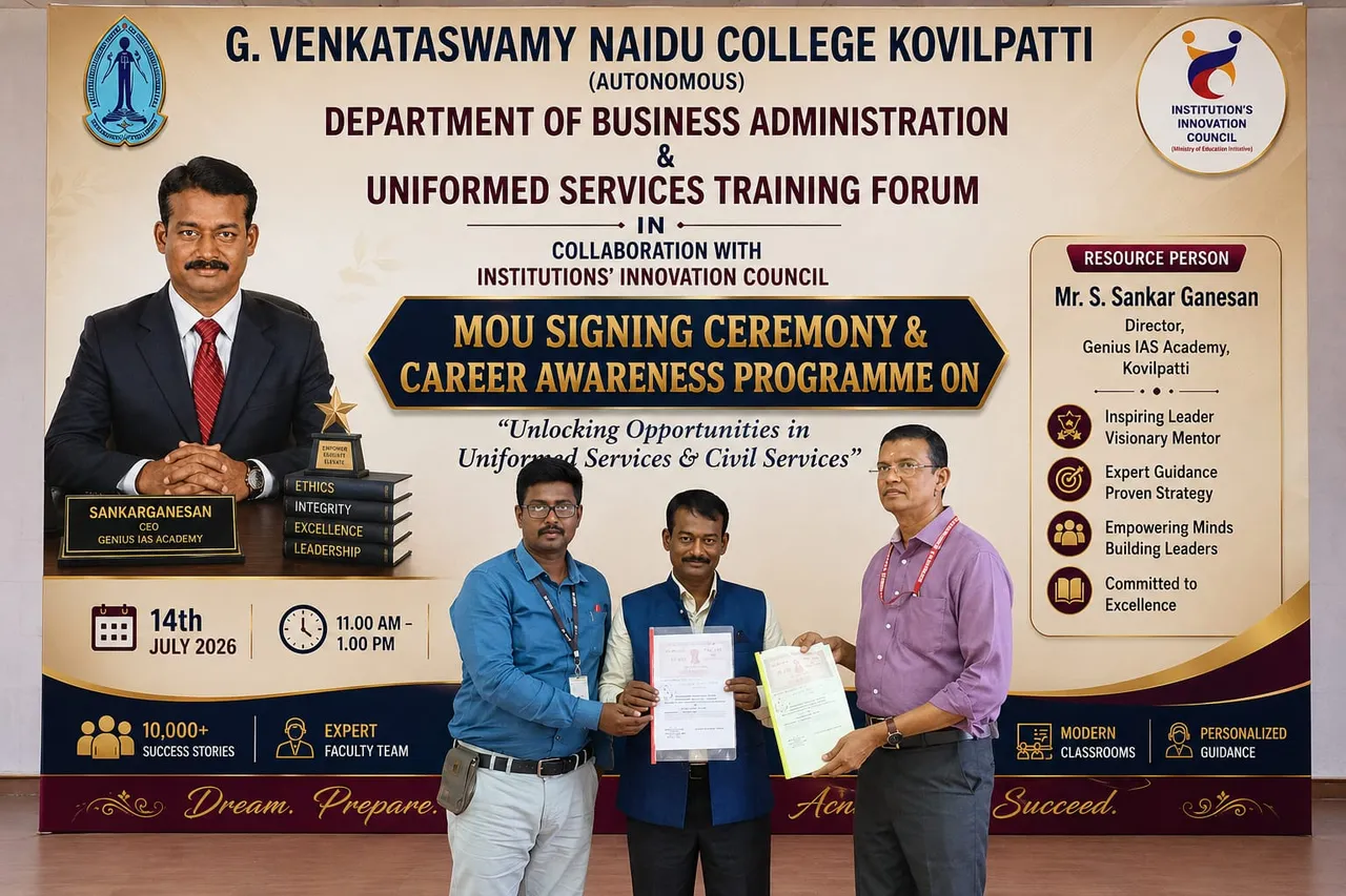 Speaker addressing college students during a career awareness programme
